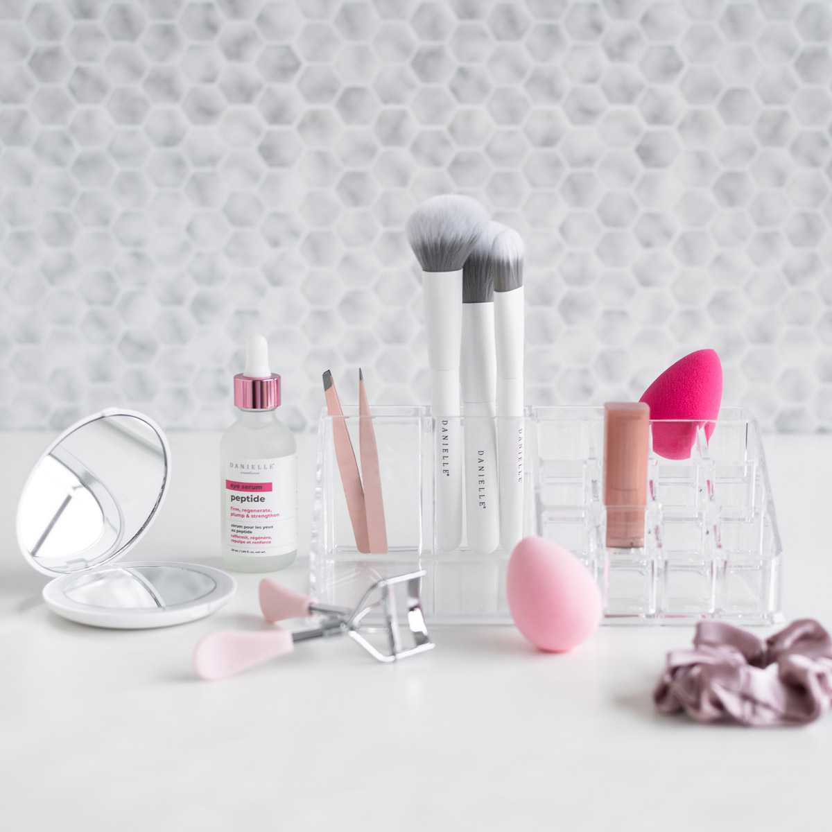 Organizers & cosmetic bags