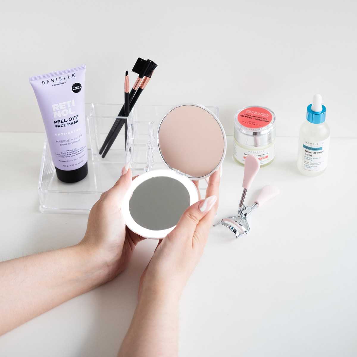 Travel & Compact Mirrors